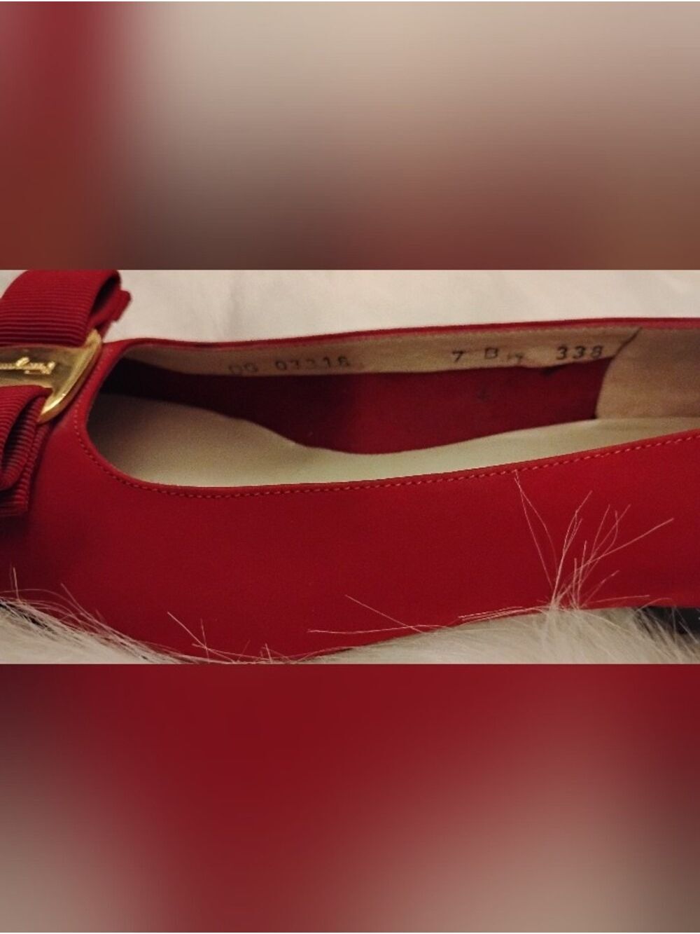 Authentic Vintage Salvatore Ferragamo Vara pumps in red. Size 7 - Picture 6 of 9